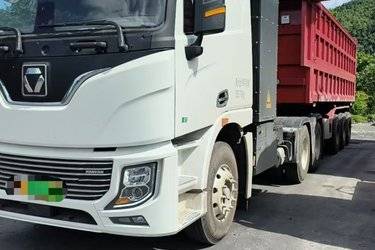 二手徐工 漢風(汉风)P5 北方版 460马力 6X4 牵引车(国六) 双驱 潍柴二手牵引车 黄牌图片
