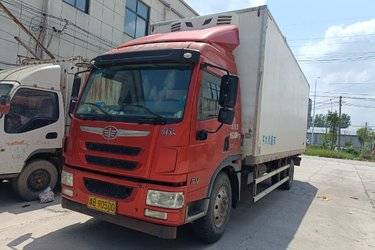 二手冷藏车 青岛解放 龙V 180 7.8 4X2