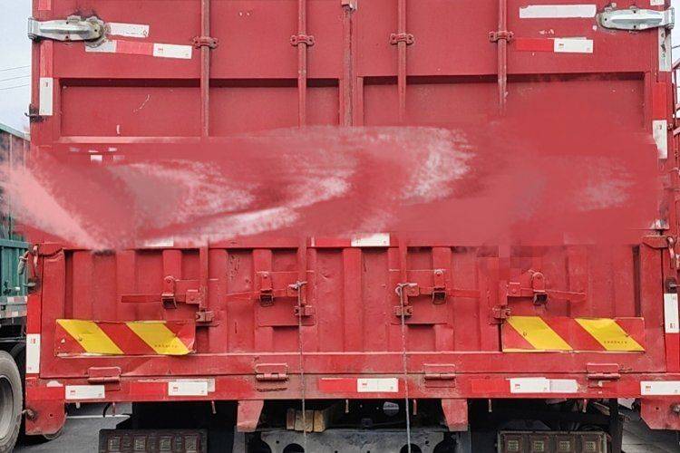 二手一汽解放 240马力 载货车