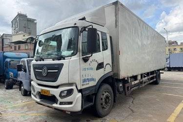 二手东风商用车 天锦KR 245马力 4X2 9.8米厢式载货车(高顶)(国五) 单桥 安徽康明斯二手载货车 黄牌图片