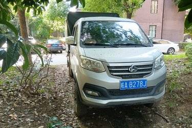 二手长安跨越王X3 标准版 1.6L 汽油 122马力 2.695米双排厢式微卡(国六) 单桥 东安二手载货车 蓝牌图片