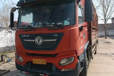 二手东风商用车 天锦KR 230马力 4X2 6.75米排半仓栅式载货车(国五) 单桥 康明斯二手载货车 黄牌图片