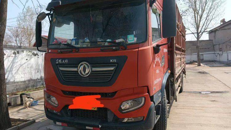 二手东风商用车 230马力 载货车