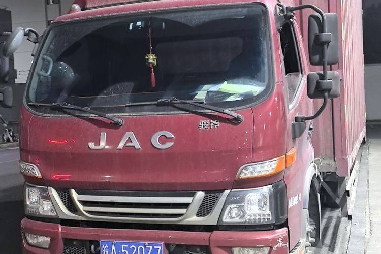 二手江淮骏铃 170马力 载货车
