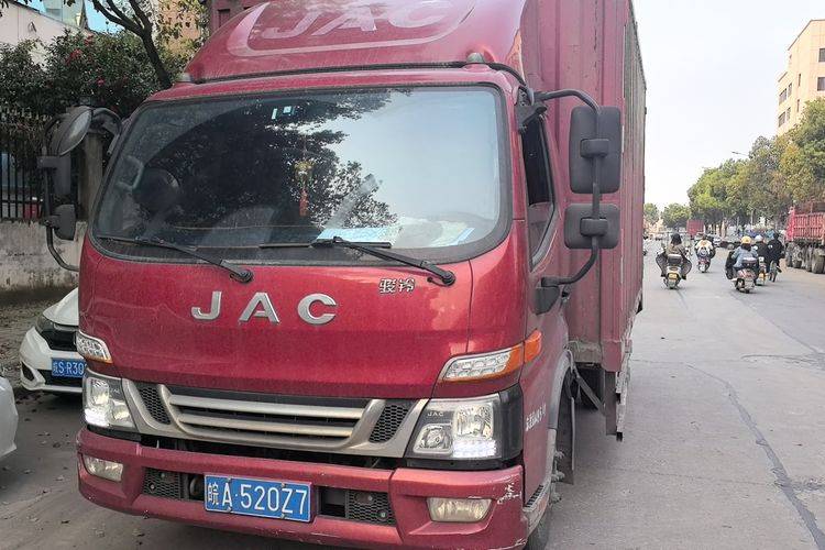 二手江淮骏铃 170马力 载货车