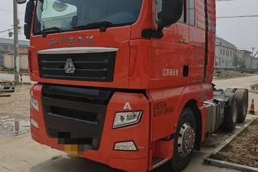 二手中国重汽 汕德卡SITRAK G7重卡 540马力 6X4牵引车(带液缓)(国五) 双驱 中国重汽二手牵引车 黄牌