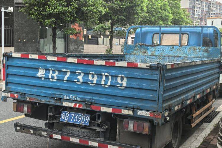 二手江铃汽车 116马力 载货车