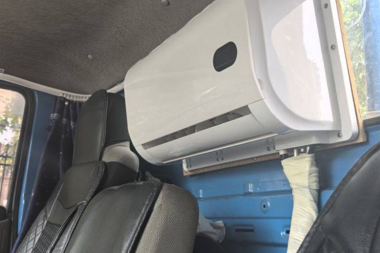 二手江铃汽车 116马力 载货车