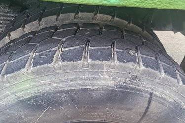 二手上汽红岩 杰狮C500重卡 重载版 390马力 6X4 6米自卸车(国五) 后八轮 南京依维柯二手自卸车 黄牌图片