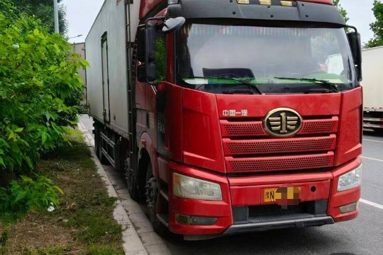 一汽解放 420马力 专用车