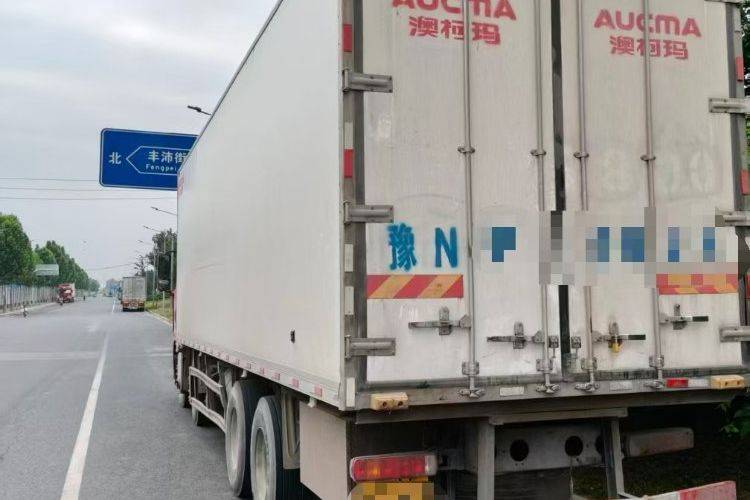 一汽解放 420马力 专用车