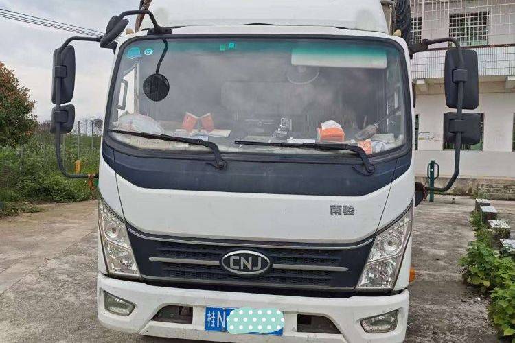 二手南骏汽车 140马力 载货车