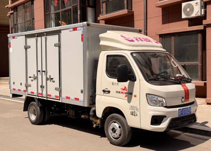 二手福田祥菱 122马力 载货车