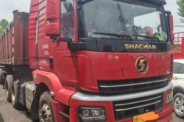 二手陕汽商用车 轩德翼3 轻量化版 490马力 6X4 牵引车(国六)(速比3.7)(国六) 双驱 西安康明斯二手牵引车 黄牌图片