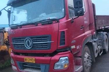 二手东风商用车 天龙重卡 启航版 450马力 6X4牵引车(485后桥)(国五) 双驱 重庆康明斯二手牵引车 黄牌图片