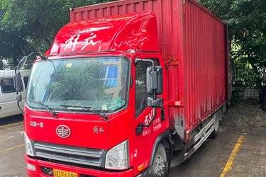 二手解放 虎VH 140马力 5.21米单排厢式载货车(国五) 单桥 潍柴二手载货车 黄牌图片