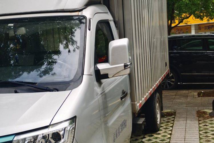 二手长安跨越 41.86Wh 电动卡车