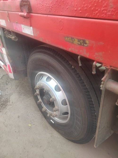 一汽解放 420马力 载货车