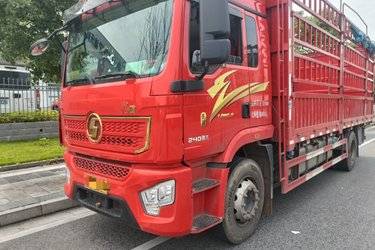 二手陕汽康明斯 龙骥 标载版 240马力 4X2 6.8米仓栅式载货车(国六) 单桥 东风康明斯二手载货车 黄牌图片