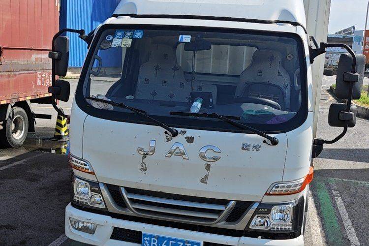 二手江淮骏铃 129马力 载货车