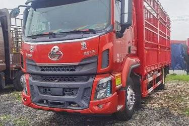 二手东风柳汽 乘龙H5中卡 240马力 4X2 6.8米仓栅式载货车(国五) 单桥 玉柴二手载货车 黄牌图片