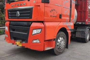 二手中国重汽 汕德卡SITRAK G7重卡 440马力 6X4 LNG牵引车(国六) 双驱 曼二手牵引车 黄牌图片
