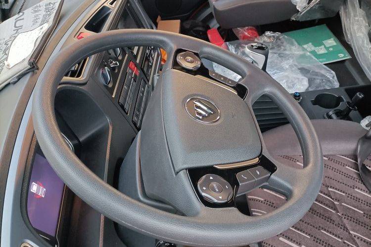 二手福田欧航 280马力 载货车
