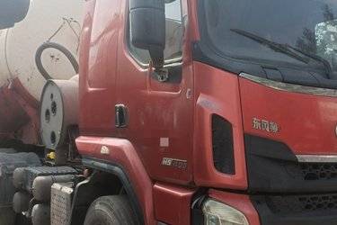 二手东风柳汽 乘龙H5重卡 400马力 6X4 LNG牵引车(国六) 双驱 玉柴二手牵引车 黄牌图片