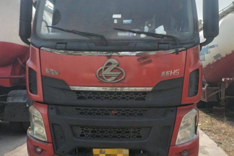 二手东风柳汽乘龙 400马力 牵引车