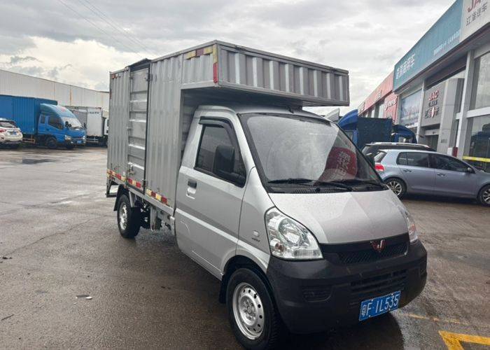 二手上汽通用五菱 107马力 载货车