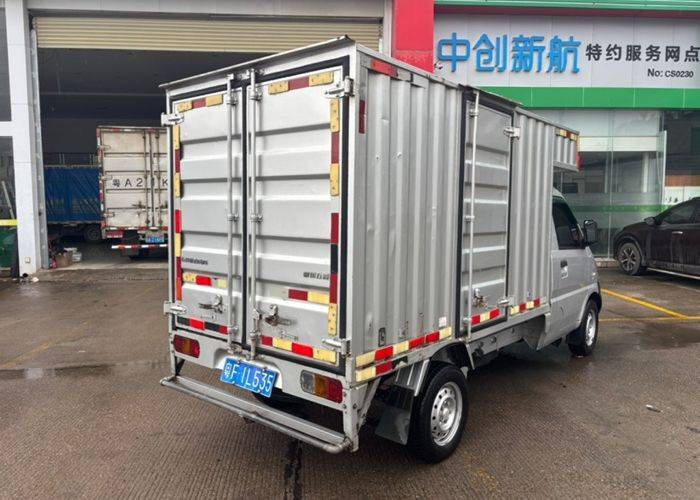 二手上汽通用五菱 107马力 载货车