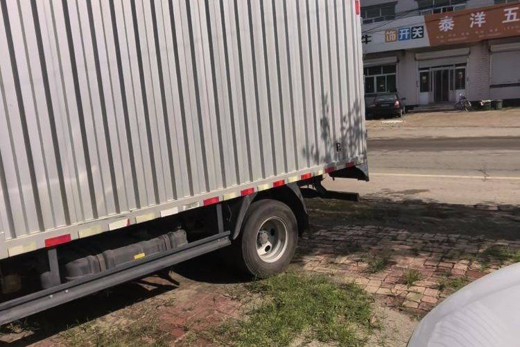 二手福田奥铃 130马力 载货车