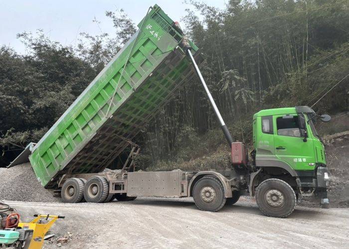 二手东风商用车 600Wh 电动卡车