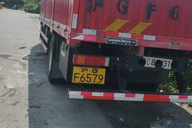 二手东风商用车 225马力 载货车