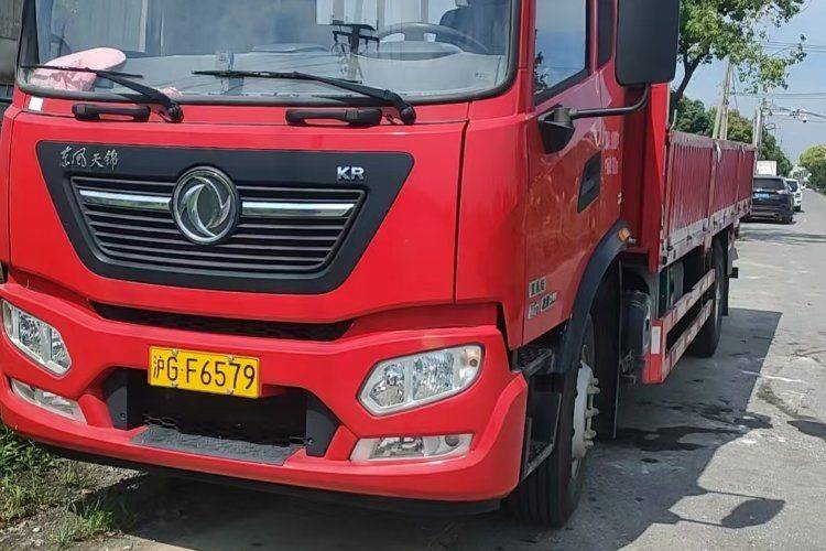 二手东风商用车 225马力 载货车