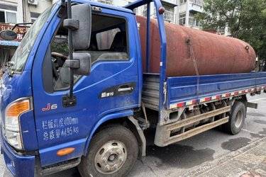 二手江淮 康铃鼎力 129马力 4X2 4.6米自卸车(国四) 单桥 锡柴二手自卸车 黄牌图片
