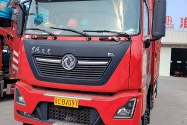 二手东风商用车 天龙KL重卡 居家版 300马力 6X2 9.6米仓栅式载货车(国六) 前四后四 东风二手载货车 黄牌