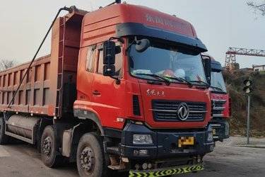 二手东风商用车 天龙KC重卡 560马力 8X4 8.2米自卸车(国五) 前四后八 东风康明斯二手自卸车 黄牌图片