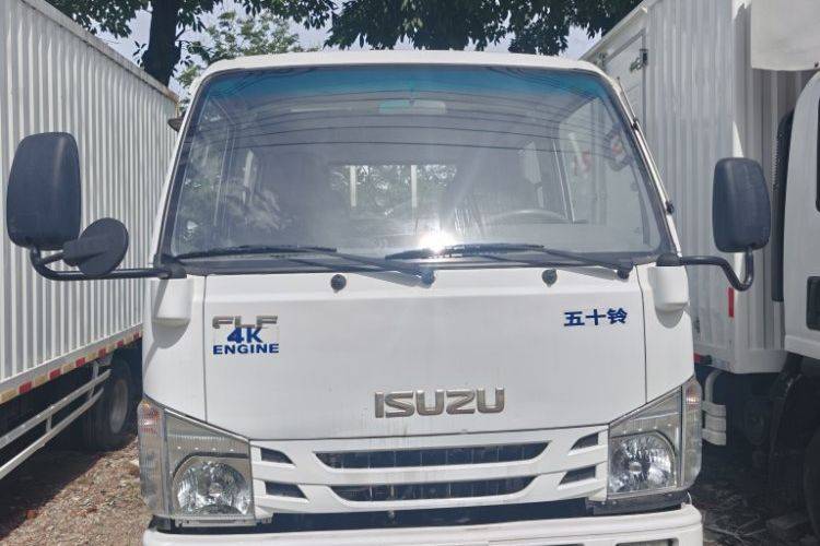 二手庆铃五十铃 120马力 载货车