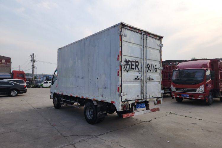 二手江西五十铃 116马力 载货车
