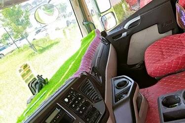 二手青岛解放 JH6重卡 460马力 6X4牵引车(12挡变速箱)(国五) 双驱 潍柴二手牵引车 黄牌图片