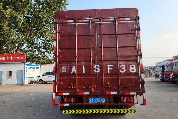 二手福田瑞沃 154马力 载货车