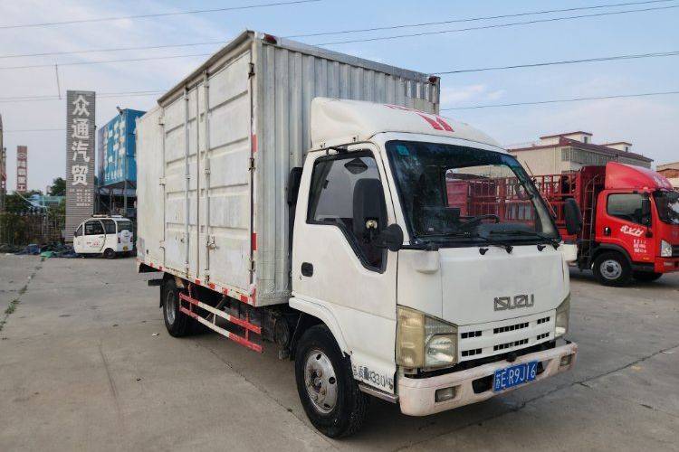 二手江西五十铃 116马力 载货车