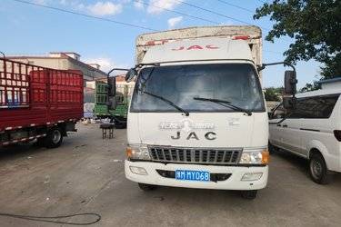 二手江淮 骏铃E6 156马力 4.18米单排仓栅式轻卡(国五) 单桥 云内动力二手载货车 蓝牌图片