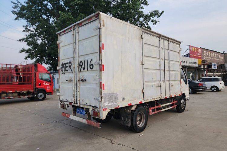 二手江西五十铃 116马力 载货车