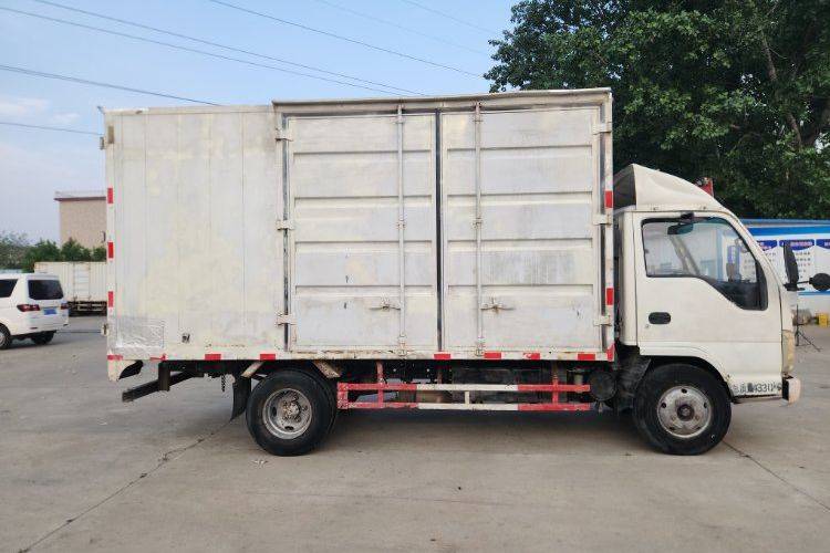 二手江西五十铃 116马力 载货车