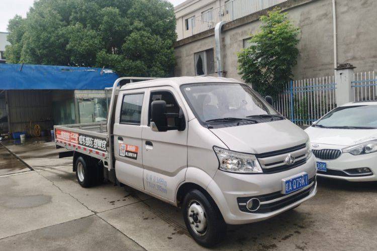二手长安跨越 105马力 载货车