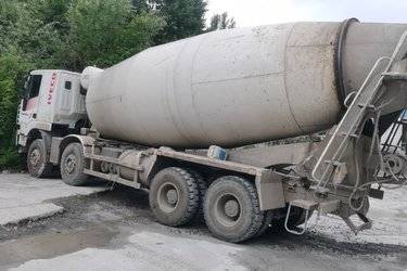 二手红岩瑞江 杰狮M500 320马力 8X4 7.88方混凝土搅拌车(瑞江牌)(国五) 前四后八 东风康明斯二手搅拌车图片