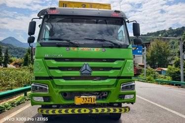 二手中国重汽HOWO TH7 550马力 6X4 6.8米自卸车(国六) 后八轮 中国重汽二手自卸车 黄牌