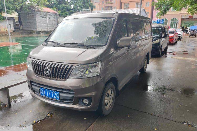 二手长安凯程 116马力 封闭货车